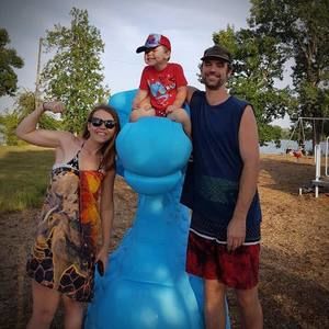 Meet your Posher, Caroline sarah